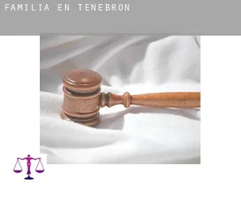 Familia en  Tenebrón