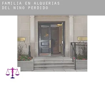 Familia en  Alquerías del Niño Perdido